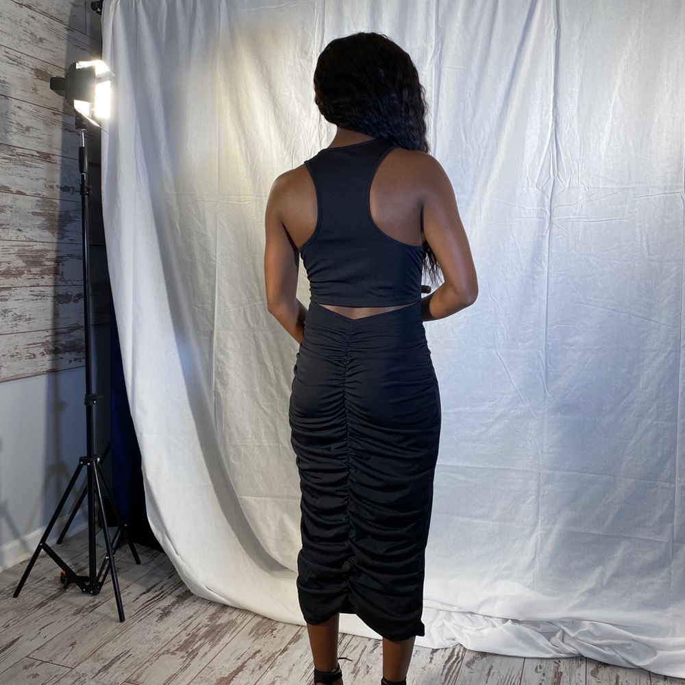 Dress - Picture 6 of 6